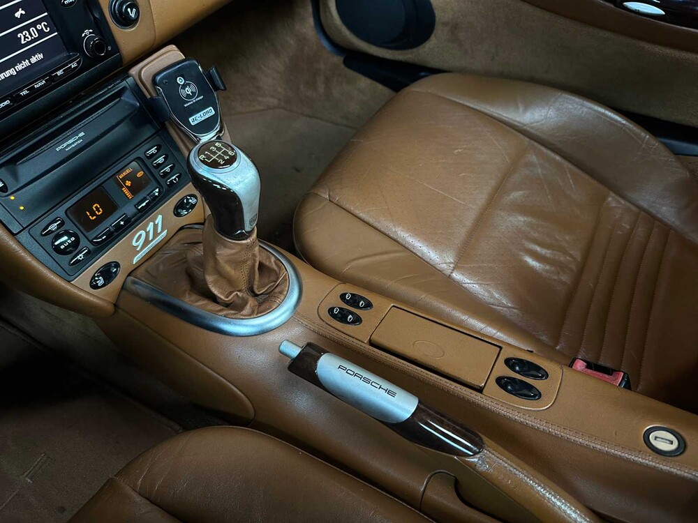 Porsche 911 3.4 Coupé Carrera 4 996 Millennium Edition -Manual- 300pk 1999, 54-NL-KF Youngimer