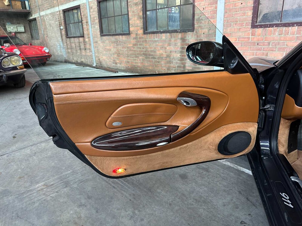 Porsche 911 3.4 Coupé Carrera 4 996 Millennium Edition -Manual- 300pk 1999, 54-NL-KF Youngimer