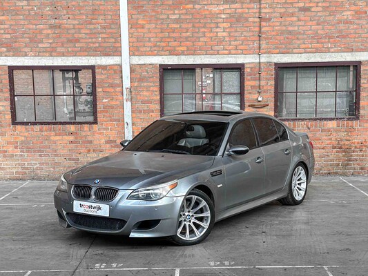 BMW M5 5.0 V10 500PS 2006 5er Youngtimer