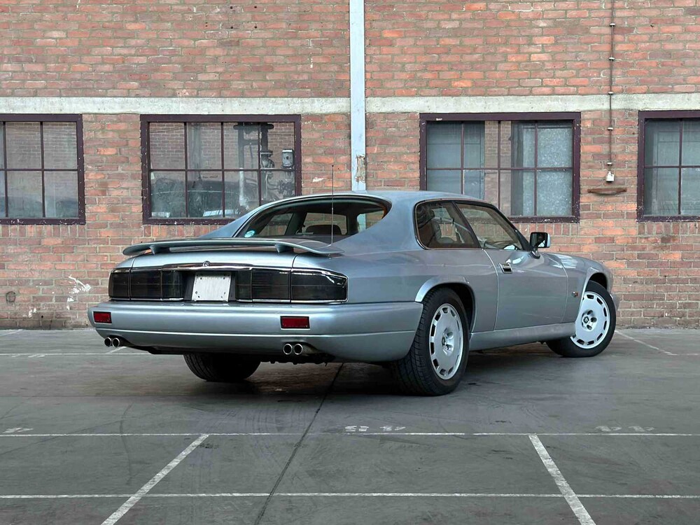 Jaguar XJR-S Coupé 6.0 V12 330pk 1993 Phase 2 Youngtimer