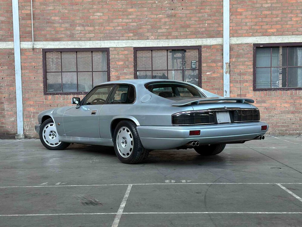 Jaguar XJR-S Coupé 6.0 V12 330pk 1993 Phase 2 Youngtimer