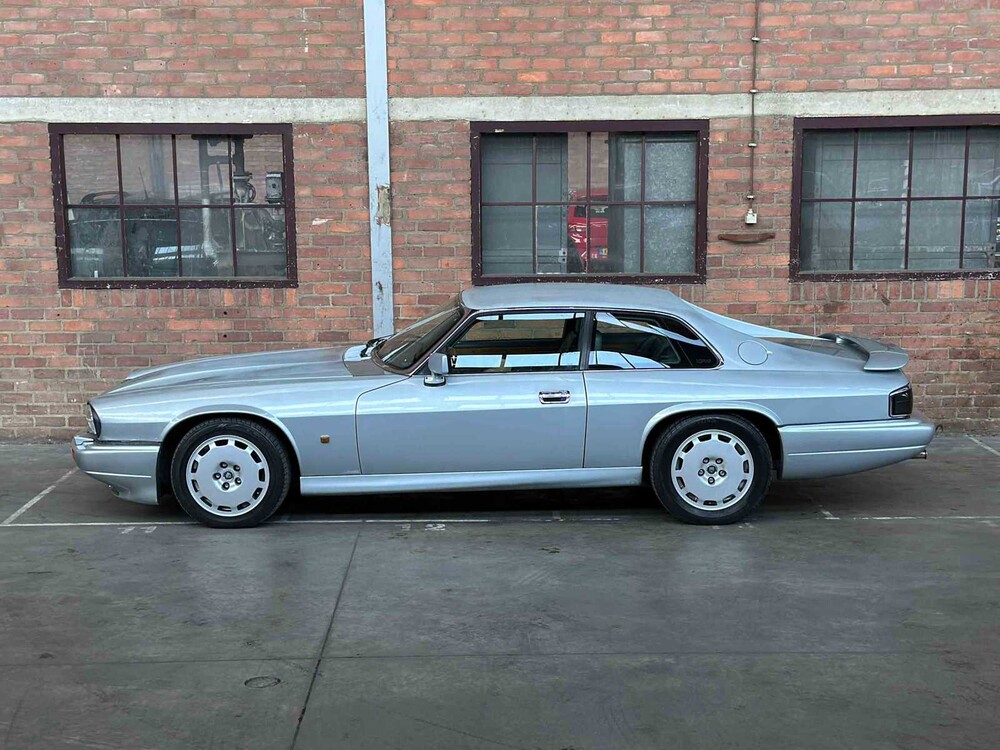 Jaguar XJR-S Coupé 6.0 V12 330pk 1993 Phase 2 Youngtimer