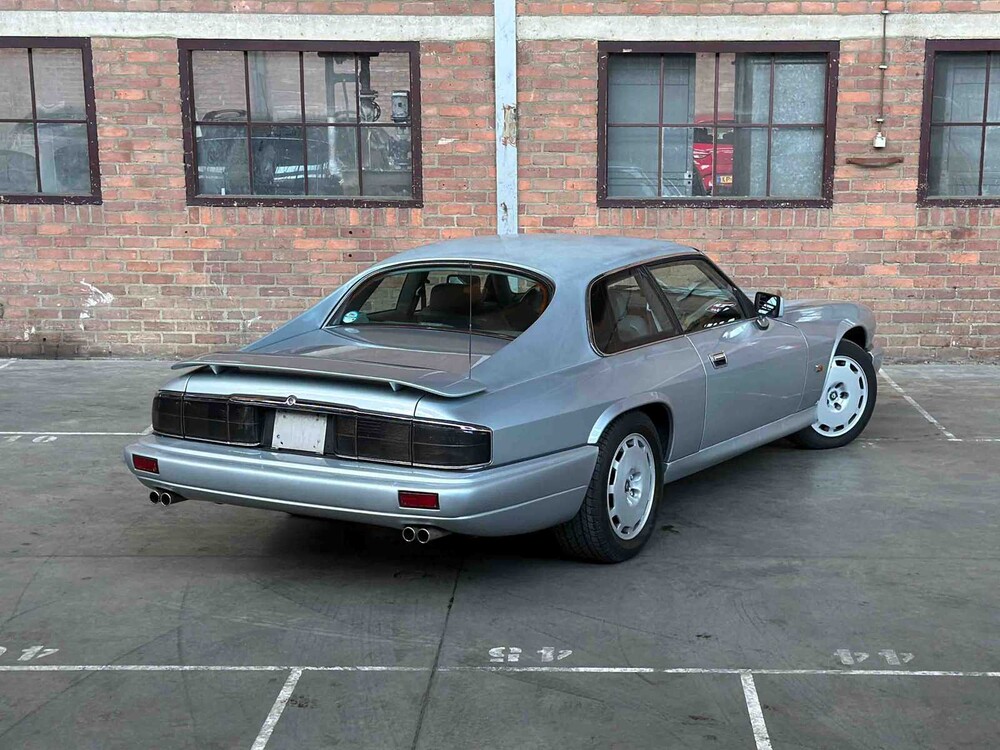 Jaguar XJR-S Coupé 6.0 V12 330pk 1993 Phase 2 Youngtimer
