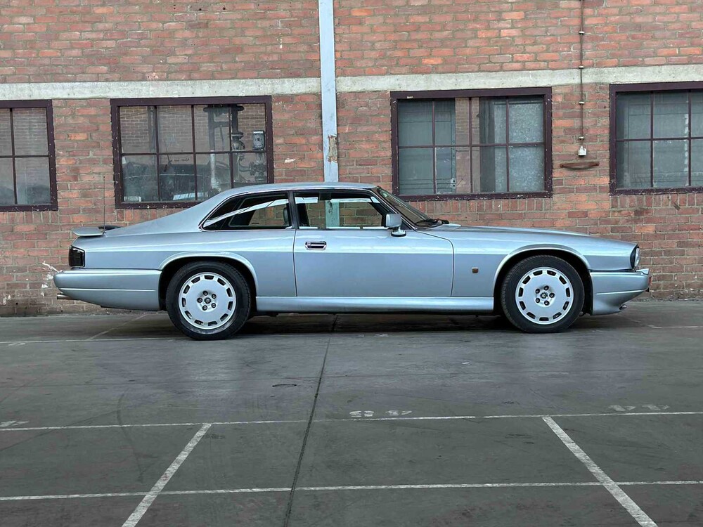 Jaguar XJR-S Coupé 6.0 V12 330pk 1993 Phase 2 Youngtimer
