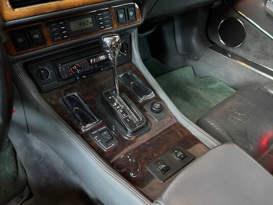 Jaguar XJR-S Coupé 6.0 V12 330hp 1993 Phase 2 Youngtimer