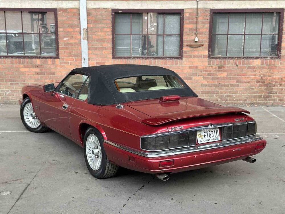 Jaguar XJS 5.3 V12 Coupé 295pk 1977 (Origineel-NL), PT-03-FN