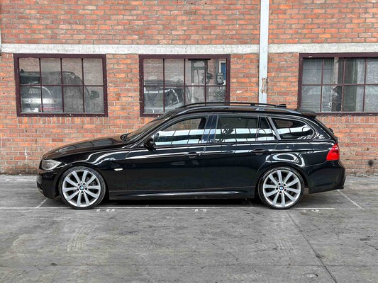 BMW 325i Touring High Executive 218PS 2006 3er, 6-SFX-12 Youngtimer