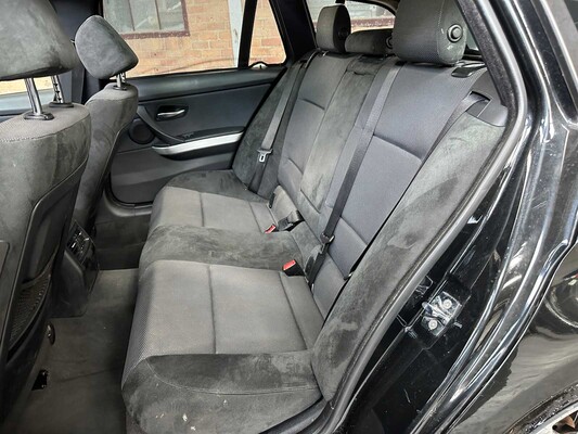 BMW 325i Touring High Executive 218PS 2006 3er, 6-SFX-12 Youngtimer