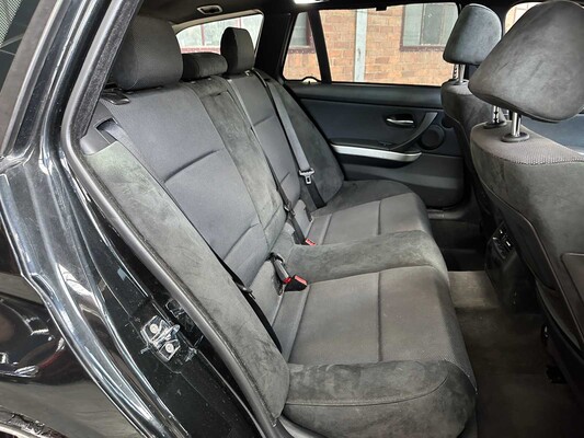 BMW 325i Touring High Executive 218PS 2006 3er, 6-SFX-12 Youngtimer