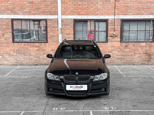 BMW 325i Touring High Executive 218PS 2006 3er, 6-SFX-12 Youngtimer