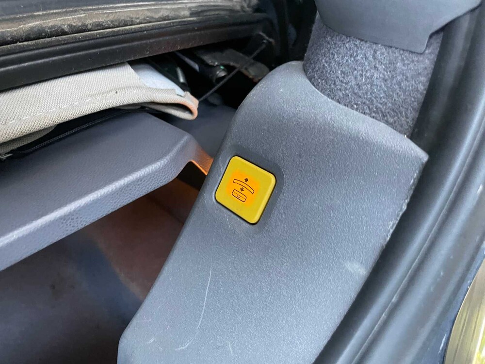 Volvo C70 Cabriolet 2.4 L5 144pk 2006 Youngtimer