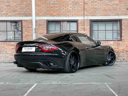 Maserati GranTurismo 4.2 V8 405PS 2008 Youngtimer