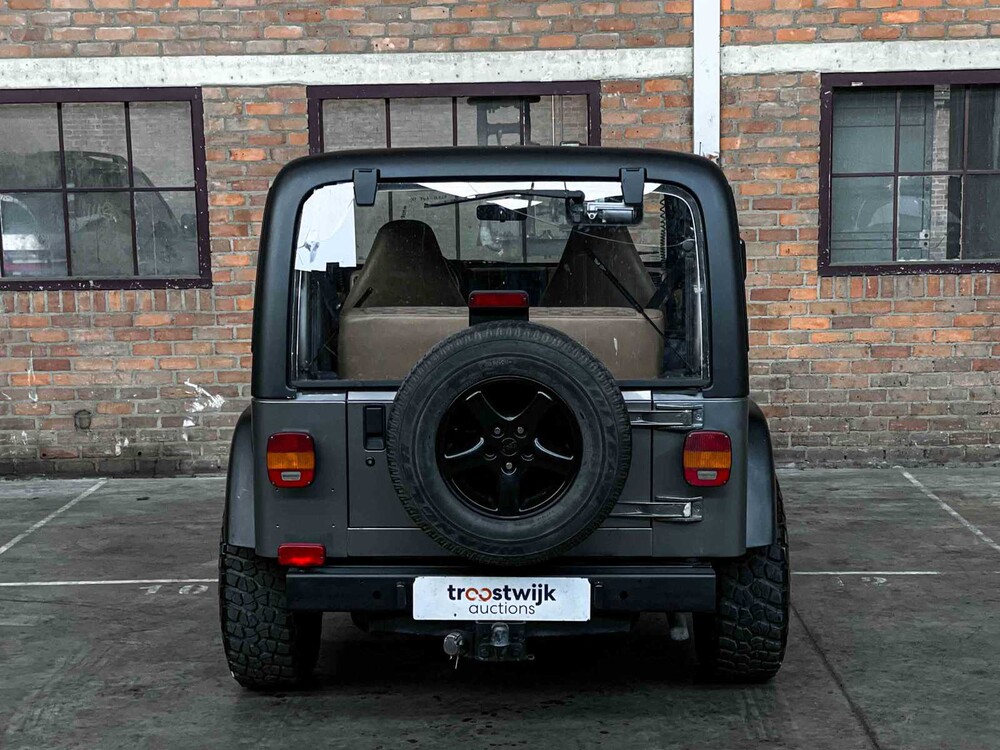 Jeep Wrangler 2.5i Softtop + Hardtop 118pk 1998, N-946-BP