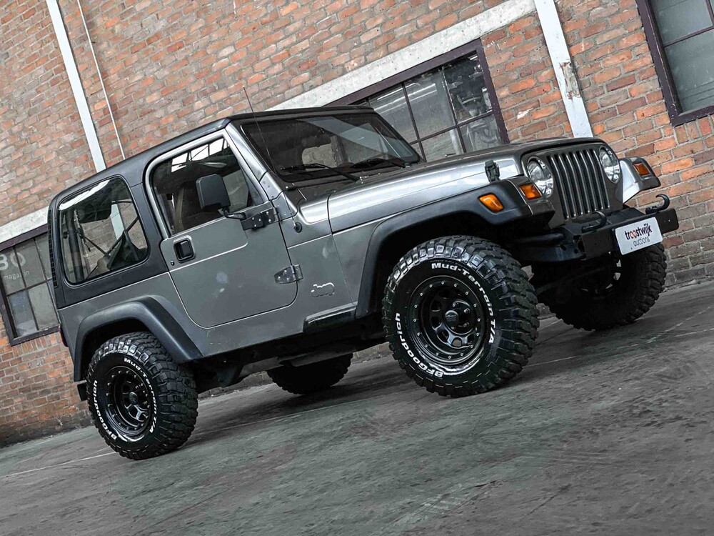 Jeep Wrangler 2.5i Softtop + Hardtop 118pk 1998, N-946-BP