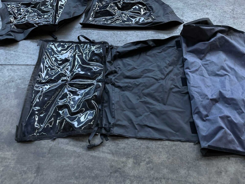 Jeep Wrangler 2.5i Softtop + Hardtop 118pk 1998, N-946-BP