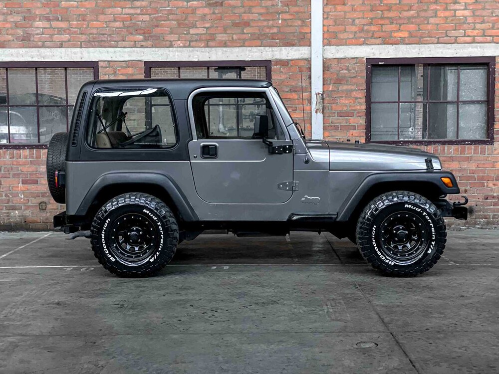 Jeep Wrangler 2.5i Softtop + Hardtop 118pk 1998, N-946-BP