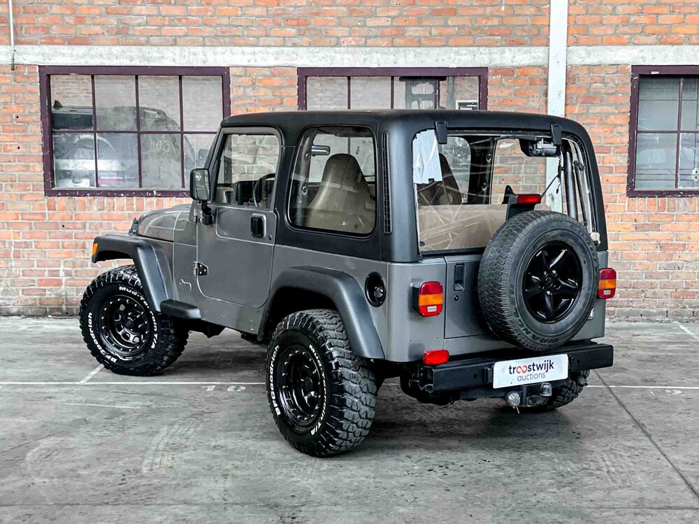 Jeep Wrangler 2.5i Softtop + Hardtop 118pk 1998, N-946-BP