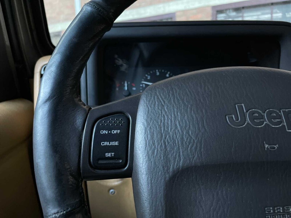 Jeep Wrangler 2.5i Softtop + Hardtop 118pk 1998, N-946-BP