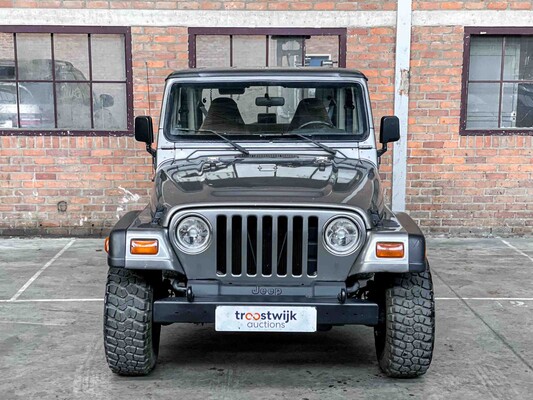 Jeep Wrangler 2.5i Softtop + Hardtop 118PS 1998, N-946-BP