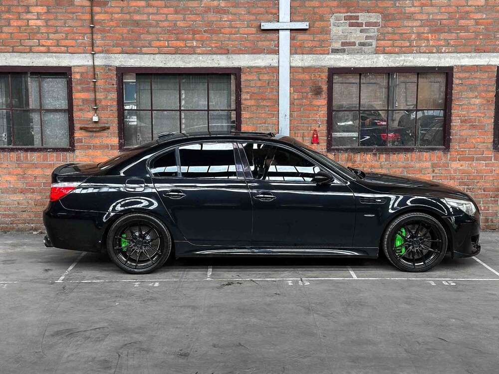 BMW M5 5.0 V10 E60 500pk 2008 5-serie Yountimer