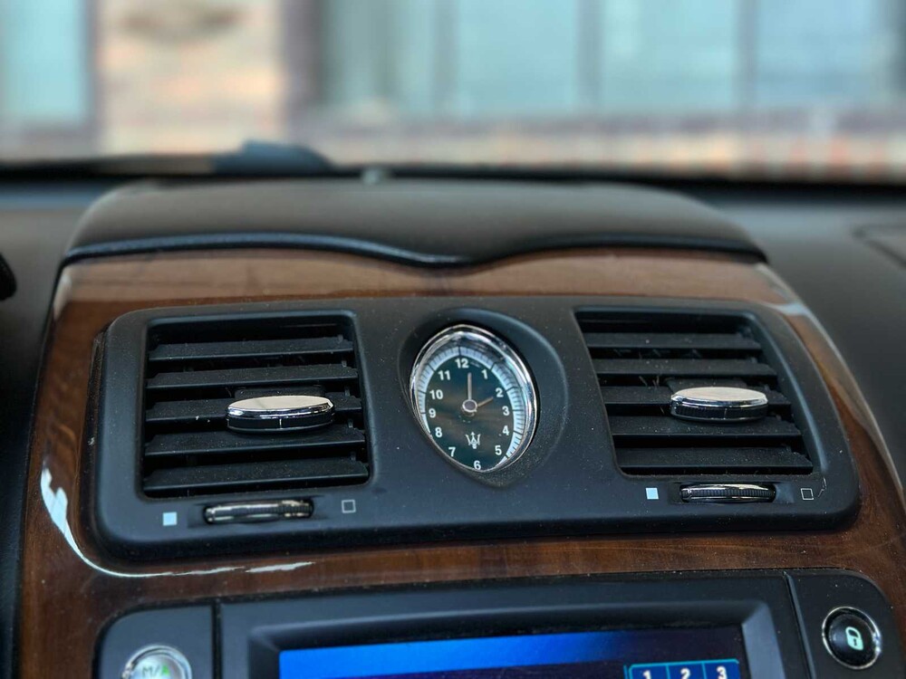 Maserati Quattroporte 4.2 V8 401pk 2005, Z-476-JX Youngtimer