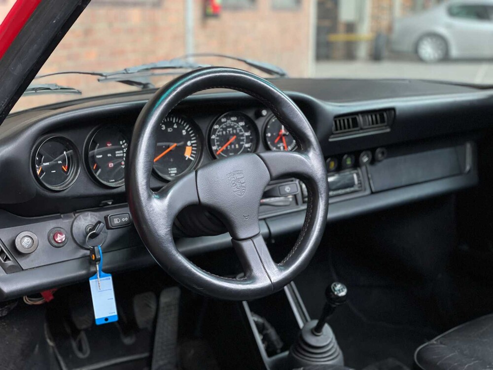 Porsche 911 Targa 3.2 Carrera 207pk 1985