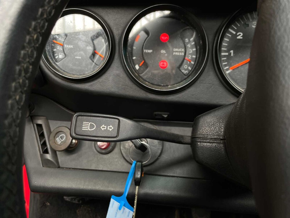 Porsche 911 Targa 3.2 Carrera 207pk 1985