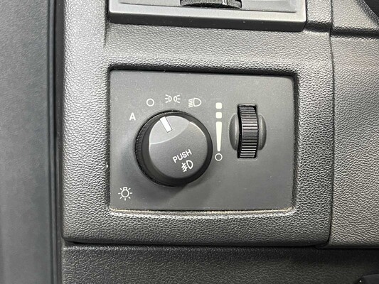 Dodge Charger SRT8 6.1 V8 425PS 2008 Youngtimer
