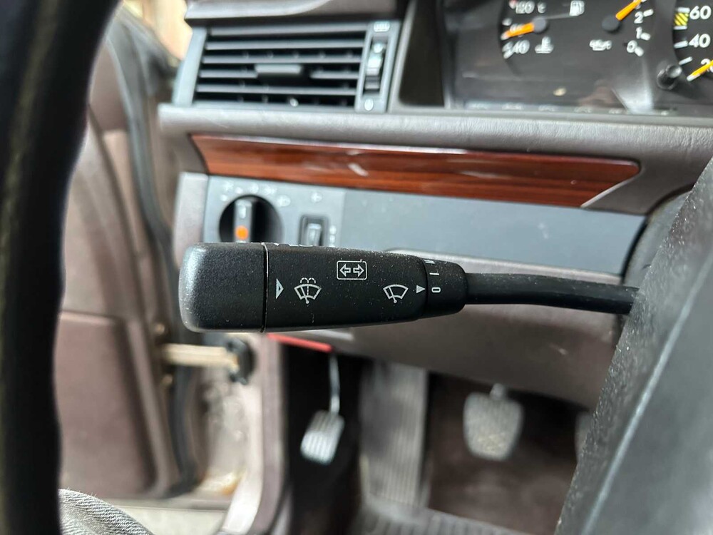 Mercedes-Benz E220 W124 2.2 150pk 1994 E-Klasse