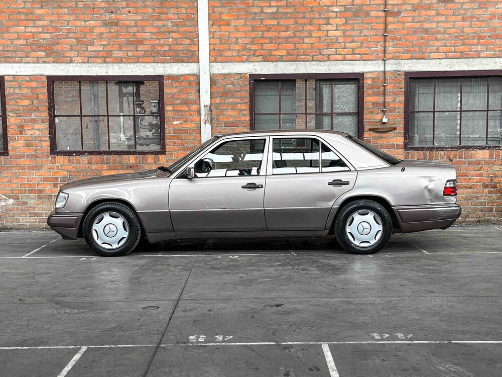 Mercedes-Benz E220 W124 2.2 150pk 1994 E-Klasse