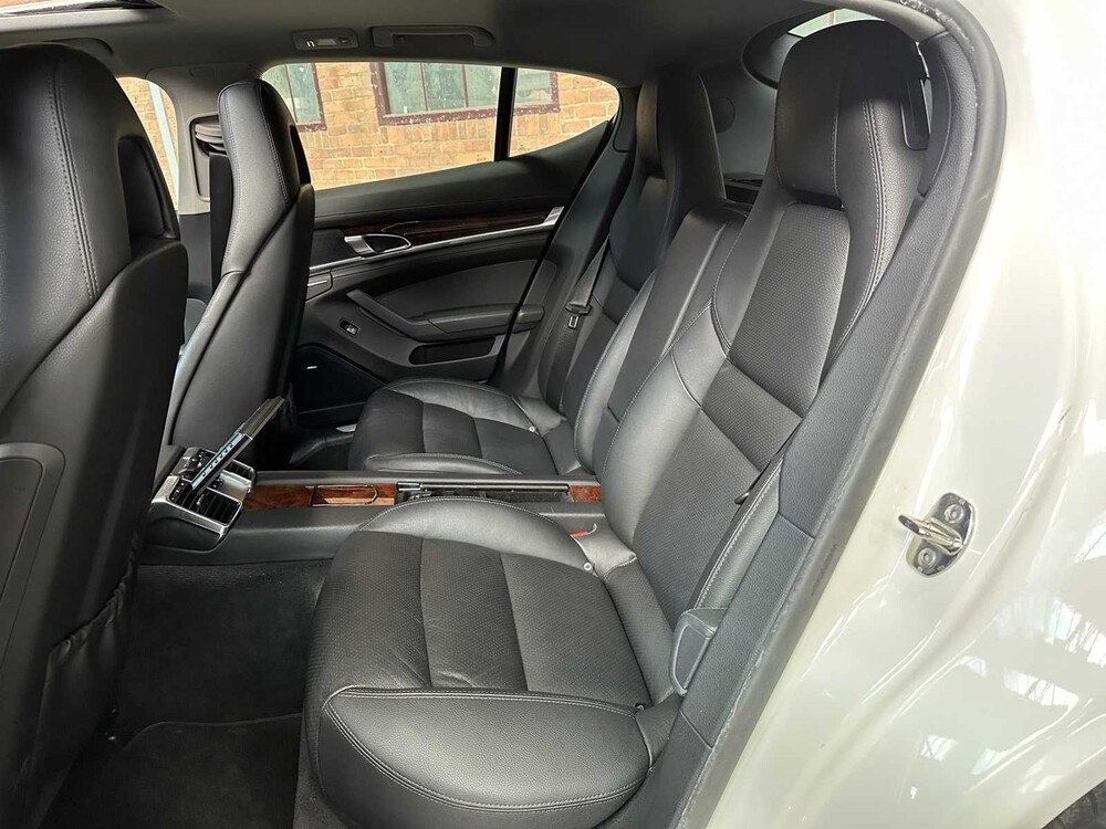 Porsche Panamera 4S 4.8 V8 400pk 2010