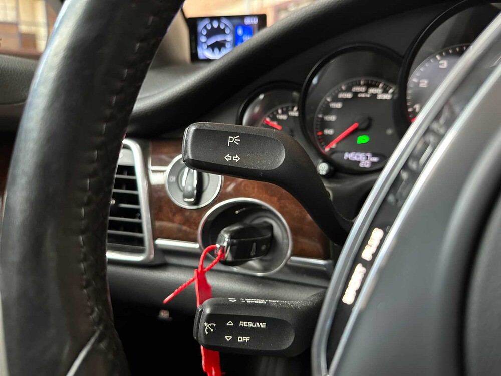 Porsche Panamera 4S 4.8 V8 400pk 2010