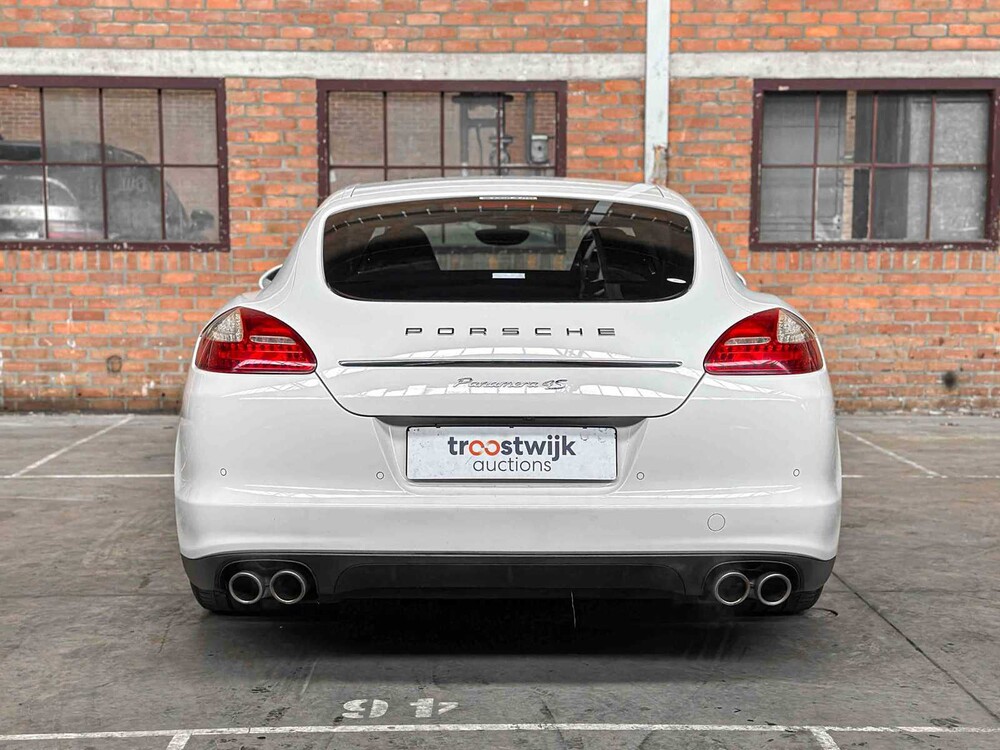 Porsche Panamera 4S 4.8 V8 400pk 2010