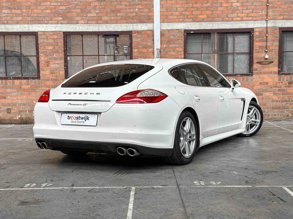 Porsche Panamera 4S 4.8 V8 400pk 2010