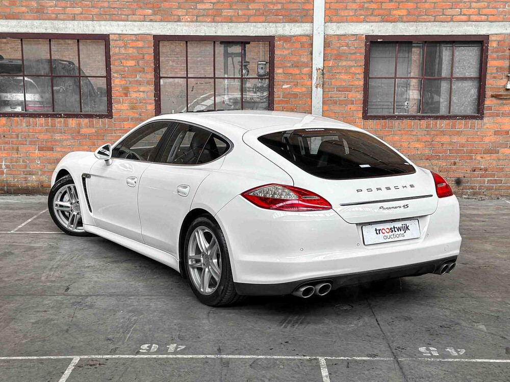 Porsche Panamera 4S 4.8 V8 400pk 2010