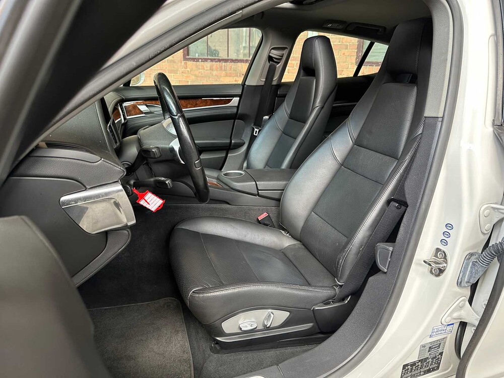 Porsche Panamera 4S 4.8 V8 400pk 2010