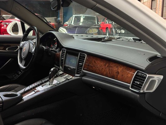 Porsche Panamera 4S 4.8 V8 400PS 2010
