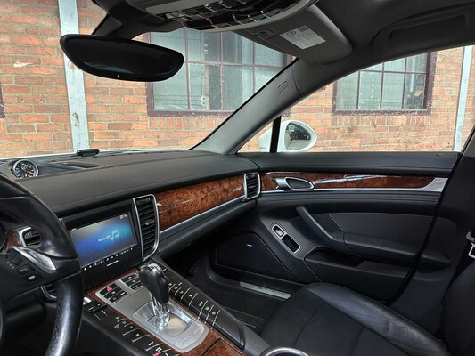 Porsche Panamera 4S 4.8 V8 400PS 2010