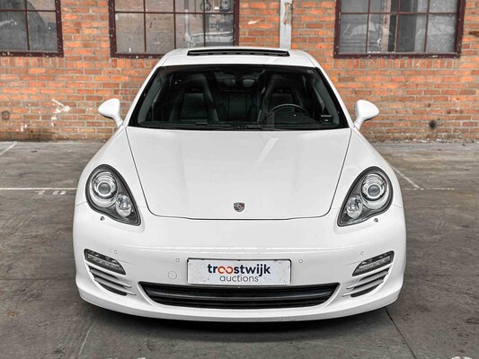 Porsche Panamera 4S 4.8 V8 400PS 2010