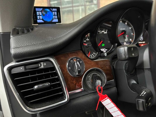 Porsche Panamera 4S 4.8 V8 400PS 2010