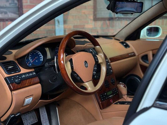 Maserati Quattroporte 4.2 V8 400PS ZF -Automatik- 2008 Youngtimer