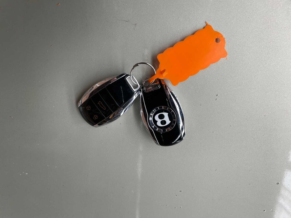 Bentley Flying Spur 6.0 W12 S 635pk 2020 (Origineel-NL & 1e Eigenaar), J-220-XG