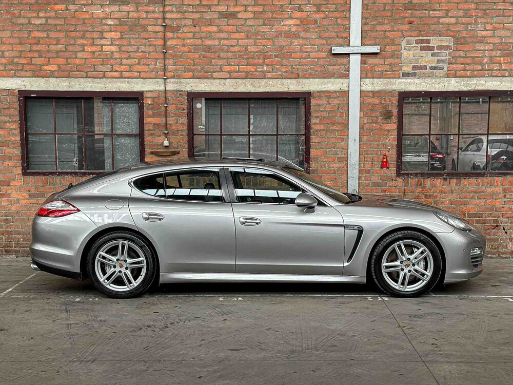 Porsche Panamera 4S 4.8 V8 400pk 2012
