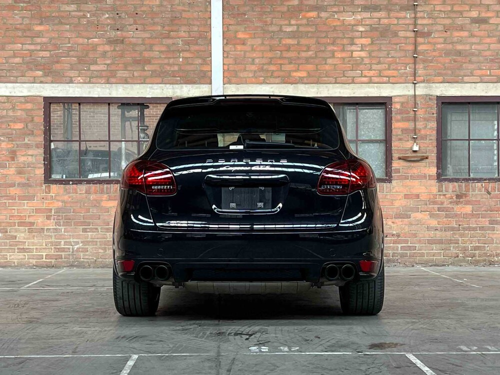 Porsche Cayenne GTS 4.8 V8 420pk 2014