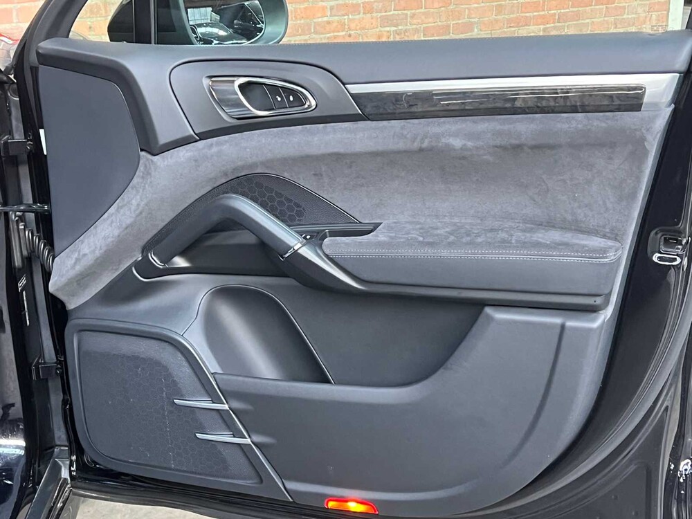 Porsche Cayenne GTS 4.8 V8 420pk 2014