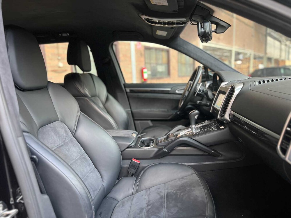 Porsche Cayenne GTS 4.8 V8 420pk 2014