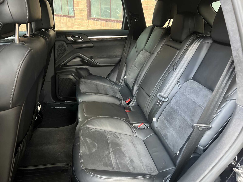 Porsche Cayenne GTS 4.8 V8 420pk 2014