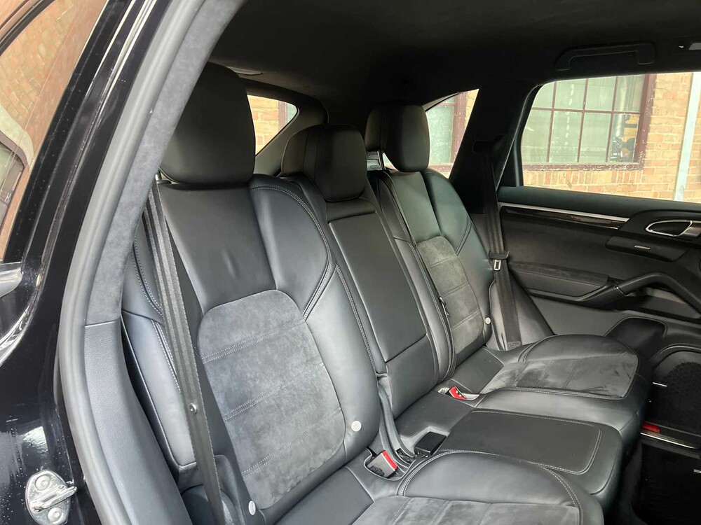 Porsche Cayenne GTS 4.8 V8 420pk 2014