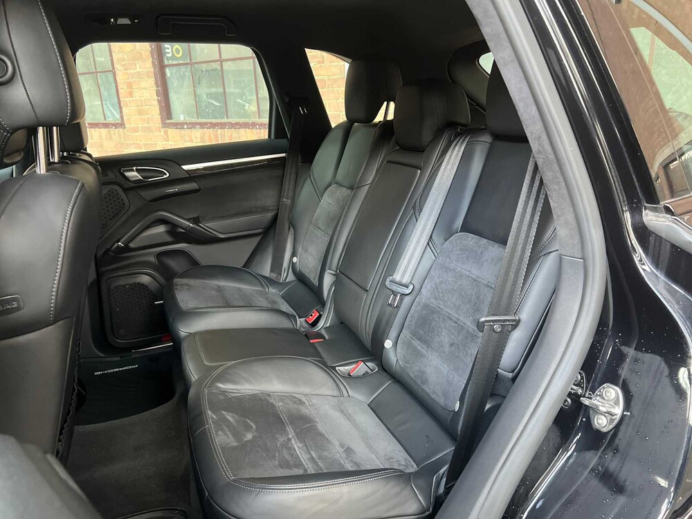 Porsche Cayenne GTS 4.8 V8 420pk 2014