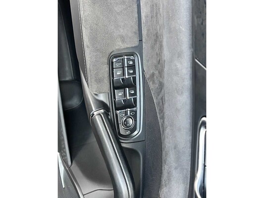 Porsche Cayenne GTS 4.8 V8 420pk 2014